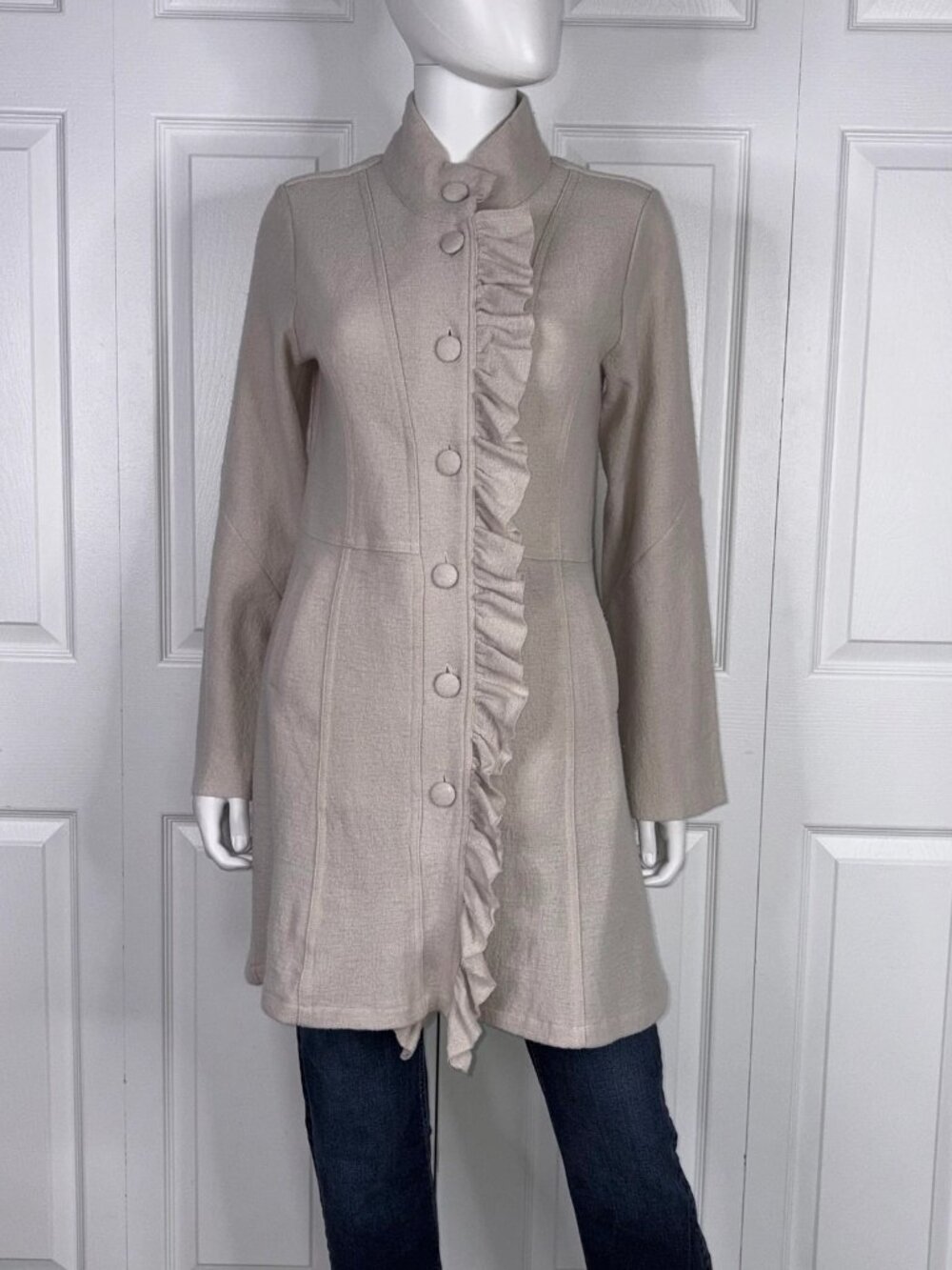 LUIGI women's lightweight coat size Small like new